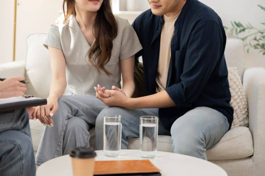 การเตรียมตัวก่อนทำ IVF และ ICSI เมื่อมีบุตรยากจากภาวะเยื่อบุโพรงมดลูกอักเสบ