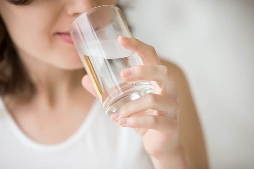 Proper hydration supports fertility and increase pregnancy chances
